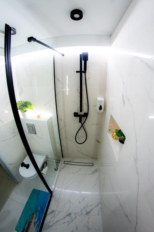 Jacuzzi Apartment Zen Kraków Eksteriør billede